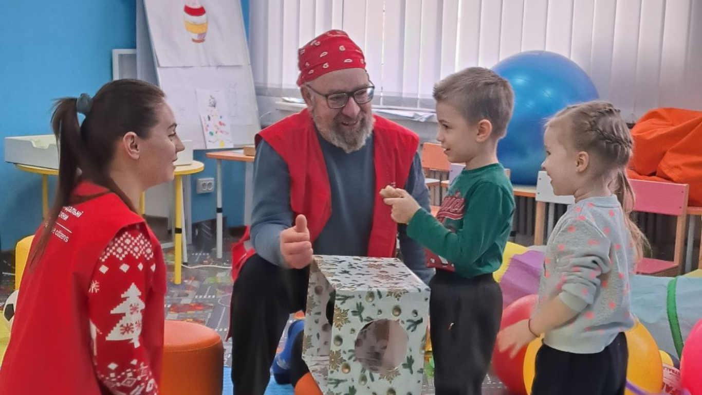 Expressive Arts Sessions for Children Are Held in Child-Friendly Spaces in Communities of Kharkiv Region